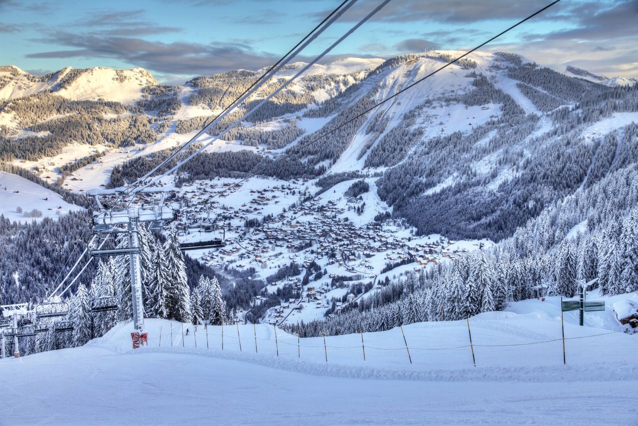 Top 10 Ski Resorts in the French Alps for Uncrowded Slopes & No Lift Lines