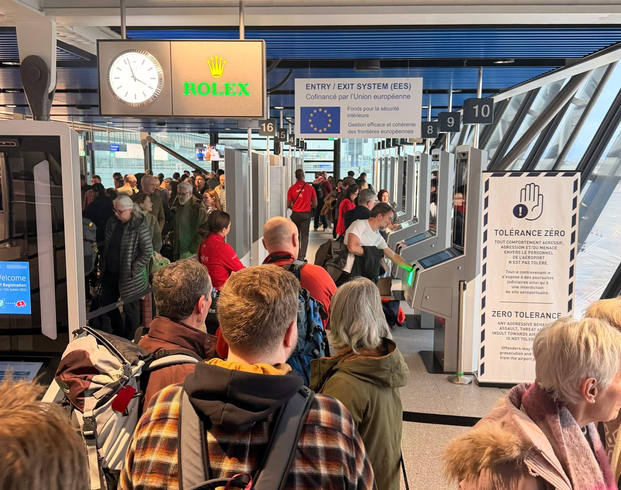 EES Entry System Geneva Airport-2.jpg