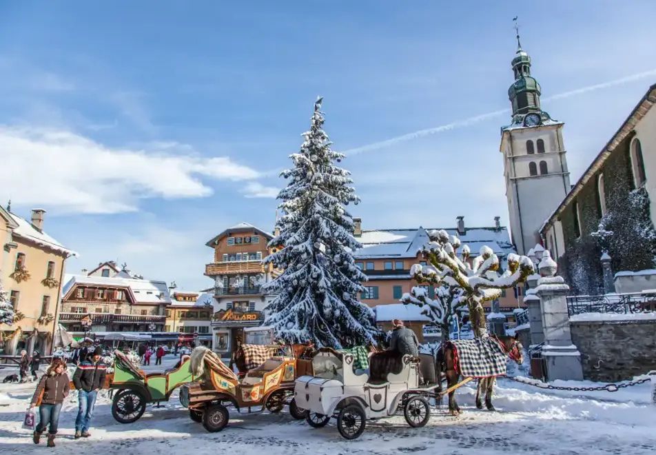 megeve luxurious ski resort.jpg